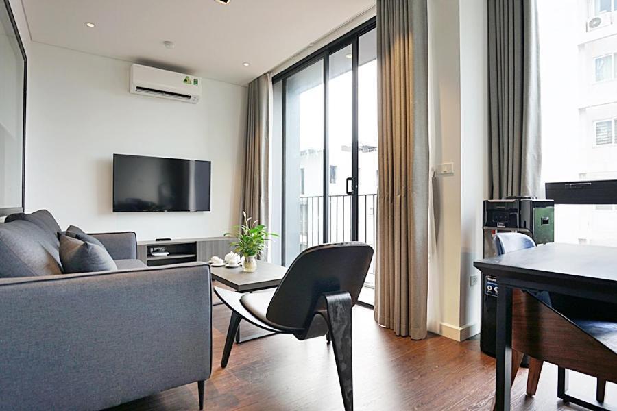 Hanoi Home 3 - Luxury Apartment In Tay Ho Street Buitenkant foto